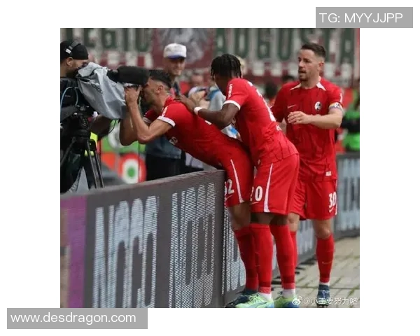 汉诺威客场德甲胜利,弗赖堡主场告负,提前降级风险增加